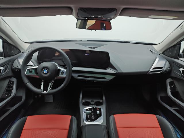 BMW 2 Series 2025 #10 BMW 2 Series 2025 car image #10