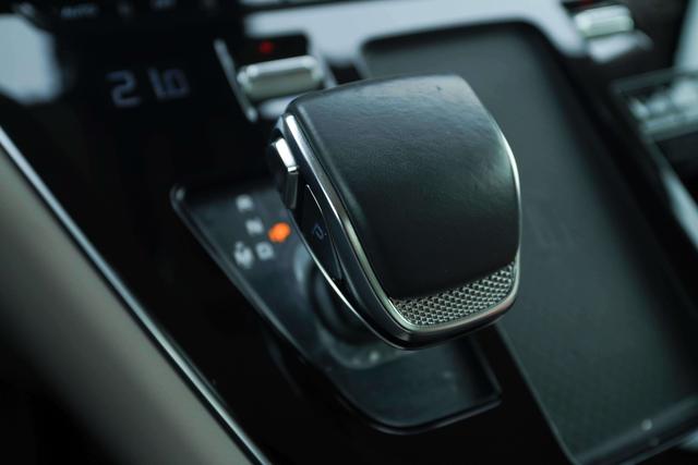 HongQi HQ9 2023 immagine di auto #10