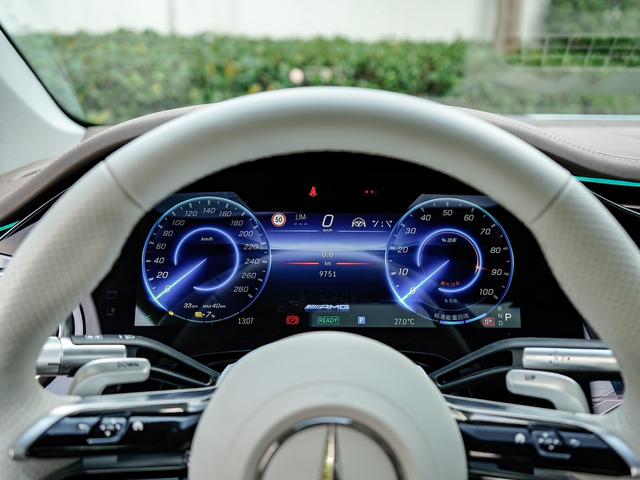 Mercedes-Benz EQS AMG 2024 car image #10