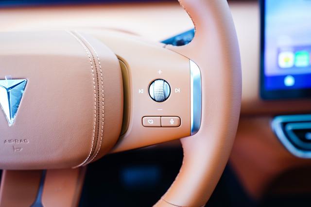 Deepal S09 2025 car image #10