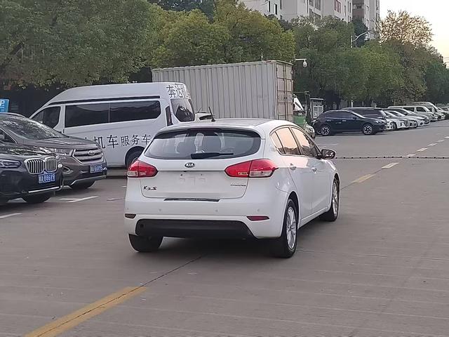 Kia Forte Koup 2015 imagen de coche #10