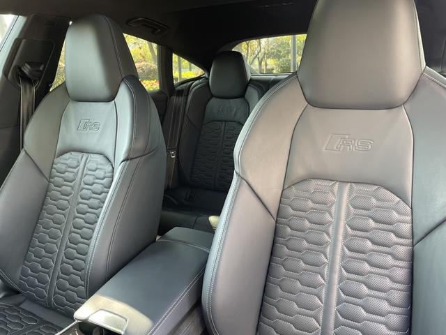 Audi RS 7 2024 immagine di auto #10