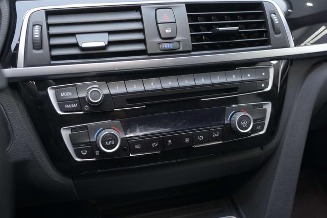 BMW 3 Series GT 2020 car image #10