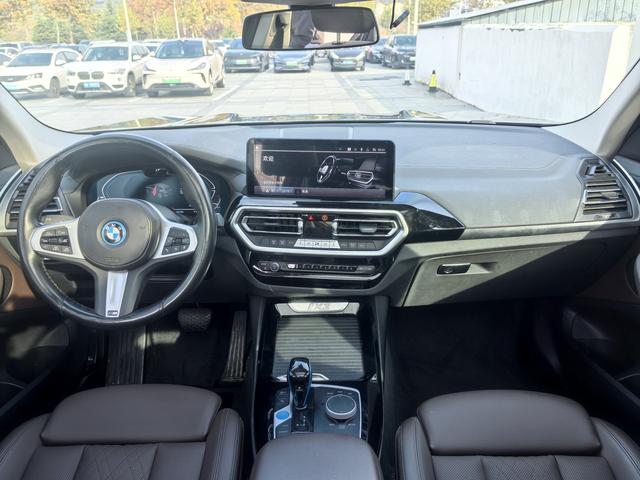 BMW iX3 2021 imagem de carro #10