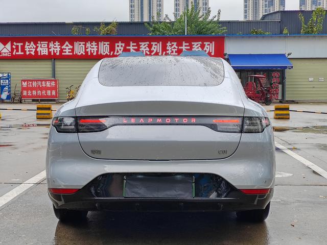 零跑汽车 零跑C01 2023 汽车图片 #10