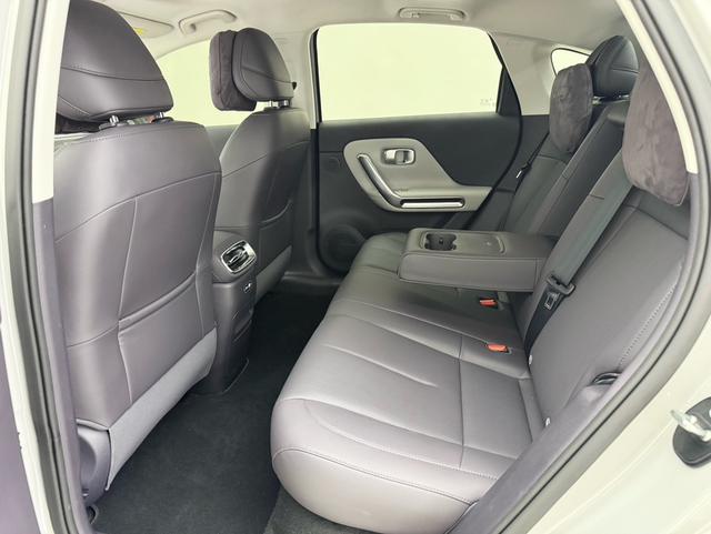 零跑汽车 零跑B01 2025 汽车图片 #10