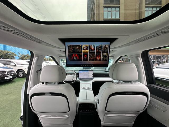 Xpeng X9 2024 #10 Xpeng X9 2024 صورة سيارة #10