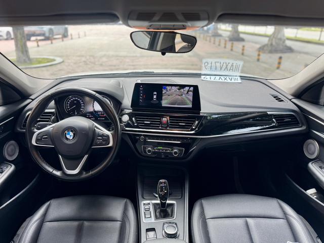 BMW 1 Series 2021 car image #10