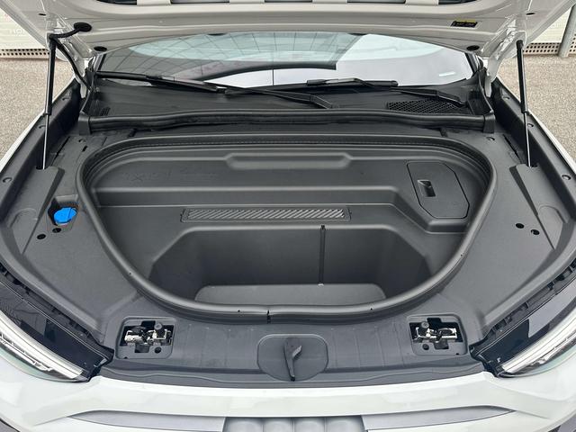 Audi Q6L Sportback e-tron 2025 #10 Audi Q6L Sportback e-tron 2025 car image #10