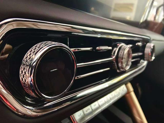 HongQi GuoYao immagine di auto #10