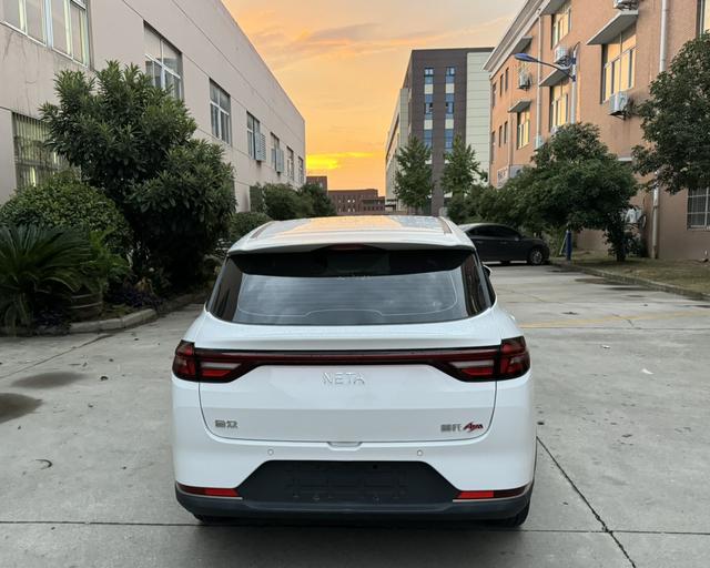 哪吒汽车 哪吒AYA 2023 汽车图片 #10