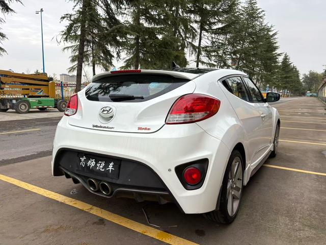 Hyundai Veloster 2013 car image #10