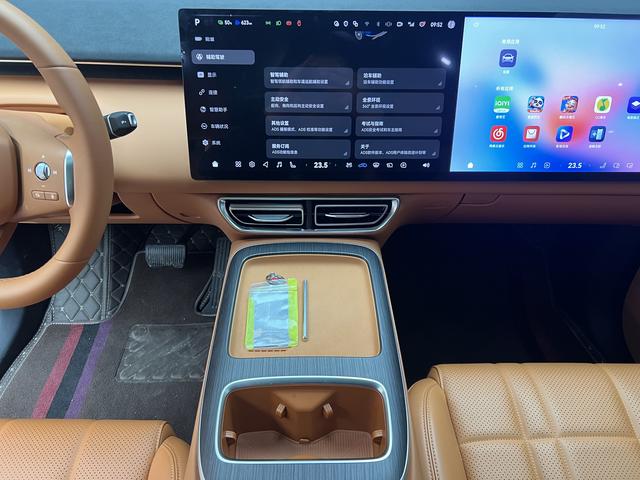 Deepal S09 2025 #10 Deepal S09 2025 car image #10