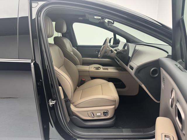 理想汽车 理想i6 2025 汽车图片 #10