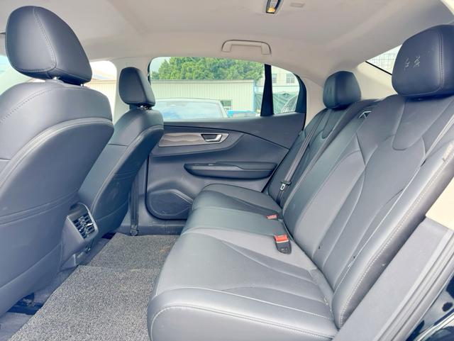 HongQi E-QM5 2023 #10 HongQi E-QM5 2023 immagine di auto #10