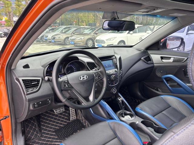 Hyundai Veloster 2012 #10 Hyundai Veloster 2012 car image #10