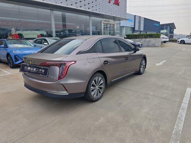 HongQi E-QM5 2023 #10 HongQi E-QM5 2023 car image #10