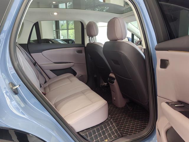 HongQi TianGong 06 2025 car image #10