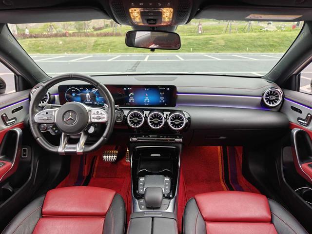 Mercedes-Benz A AMG 2022 image de voiture #10