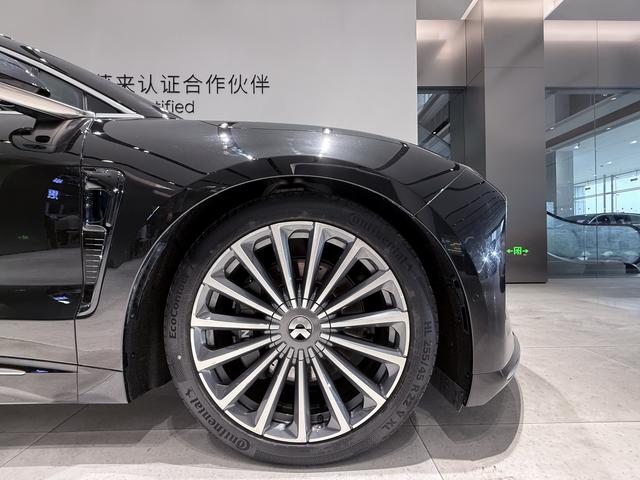 NIO ET9 2024 imagen de coche #10