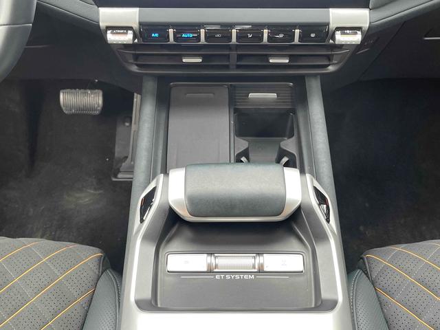 Deepal G318 2024 car image #10