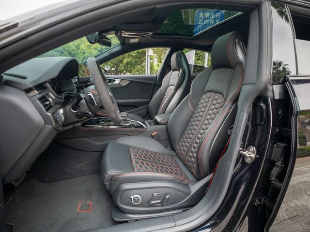 Audi RS 5 2023 car image #10