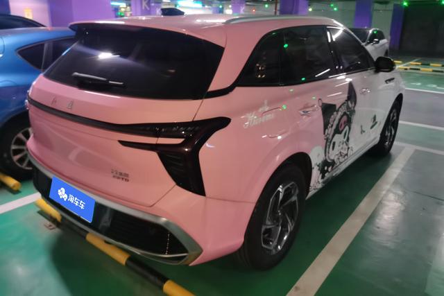 HongQi HS3 2023 car image #10