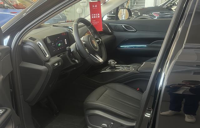 HongQi HS3 PHEV 2025 #10 HongQi HS3 PHEV 2025 car image #10