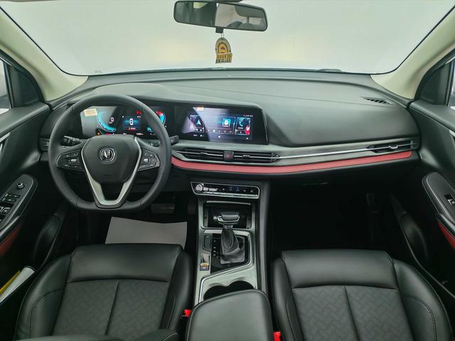 Changan CS15 EV 2020 #10 Changan CS15 EV 2020 car image #10