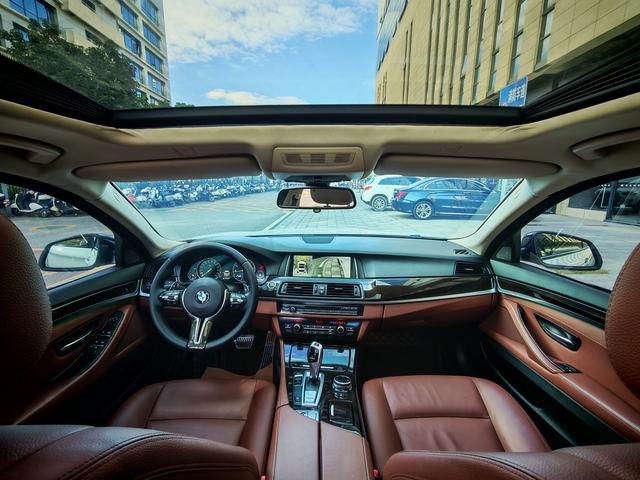 BMW 1 Series M 2014 #10 BMW 1 Series M 2014 car image #10