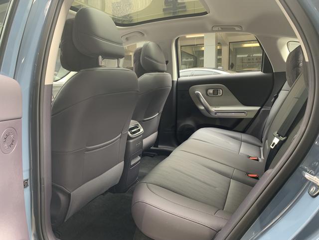 零跑汽车 零跑B01 2025 汽车图片 #10