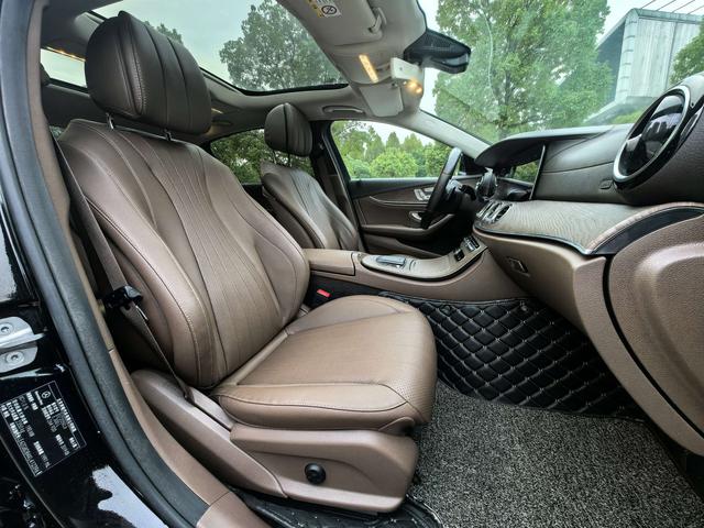 Mercedes-Benz M AMG 2019 #10 Mercedes-Benz M AMG 2019 صورة سيارة #10