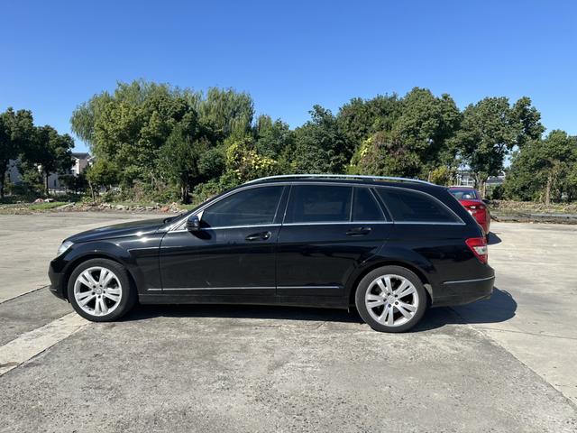 Mercedes-Benz M AMG 2011 صورة سيارة #10