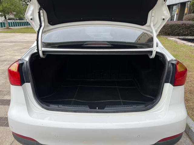 起亚 起亚K3新能源 2014 汽车图片 #10