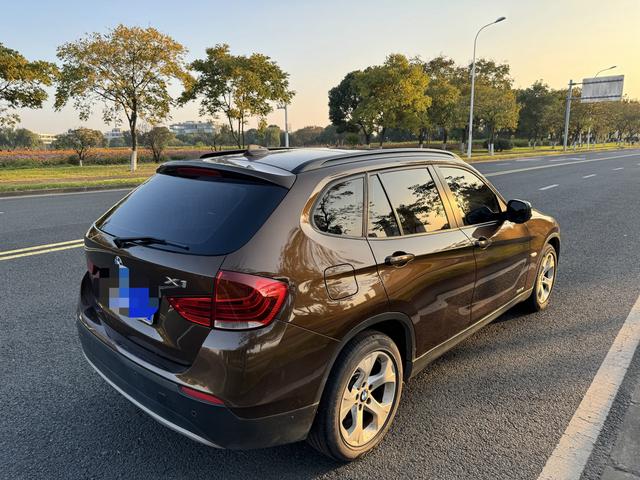 BMW M760Le 2011 car image #10