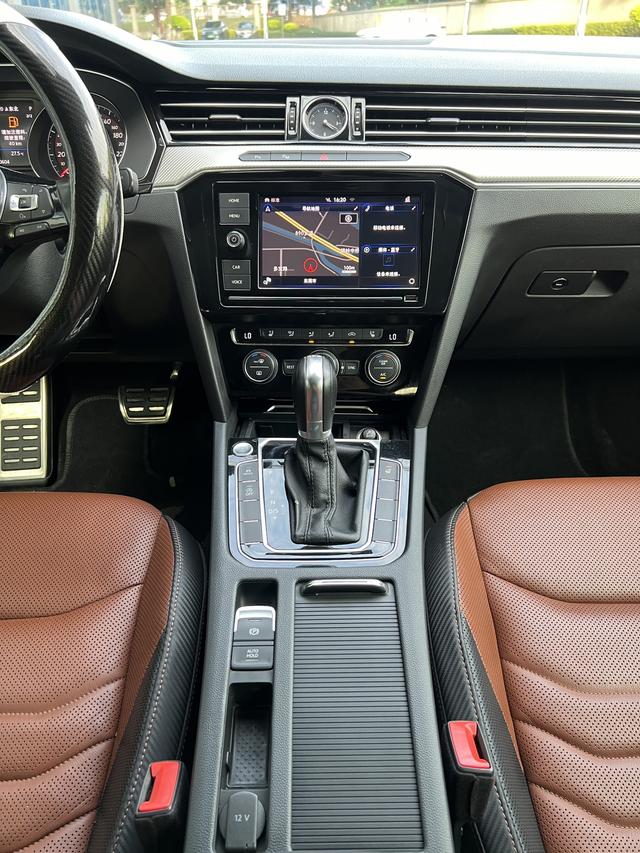 Volkswagen CC (FAW-Volkswagen) 2018 #10 Volkswagen CC (FAW-Volkswagen) 2018 صورة سيارة #10