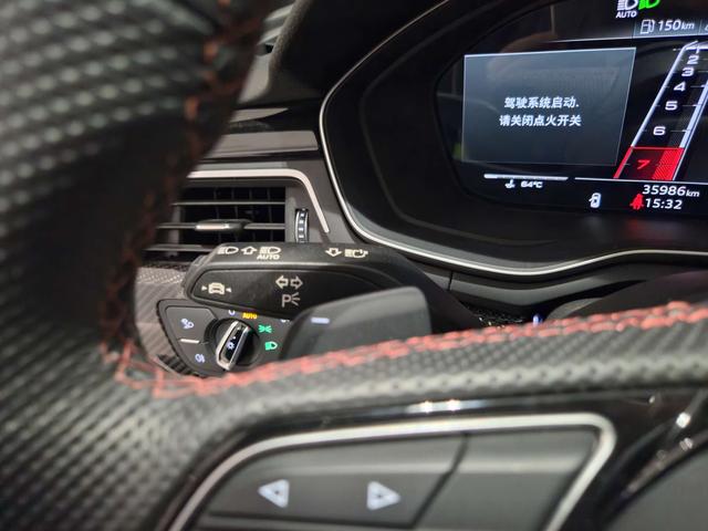 Audi S4 2023 صورة سيارة #10