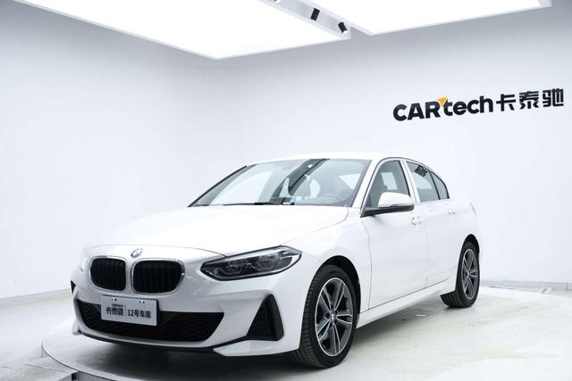 BMW 1 Series 2022 #10 BMW 1 Series 2022 car image #10