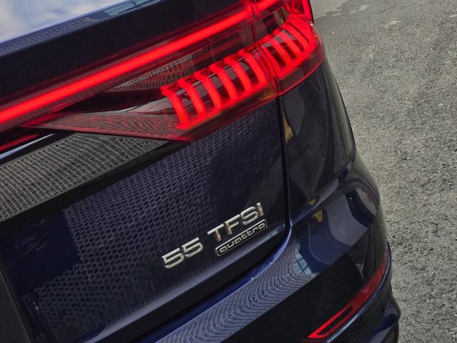 Audi Q8 2020 car image #10