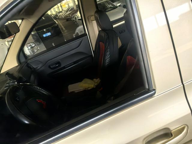 五菱汽车 五菱宏光V 2023 汽车图片 #10