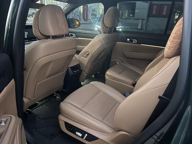 理想汽车 理想ONE 2022 汽车图片 #10