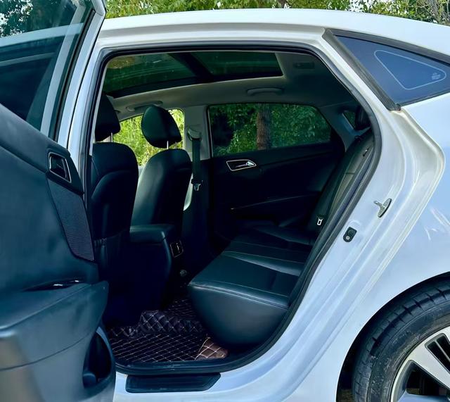 Hyundai Mistra 2016 #10 Hyundai Mistra 2016 car image #10