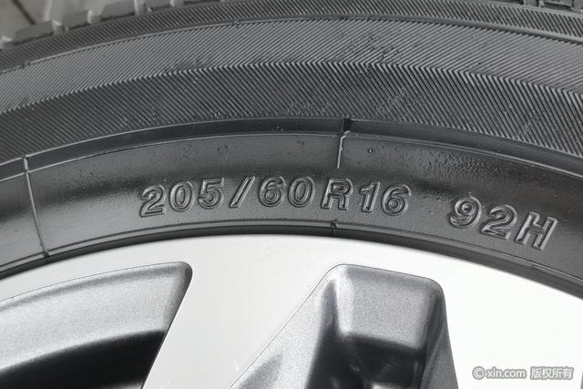 Suzuki SX4 S-CROSS 2018 image de voiture #10