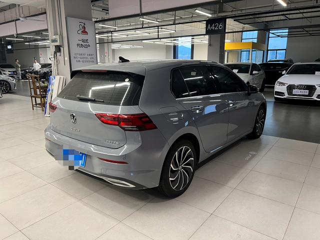Volkswagen Golf 2021 car image #10