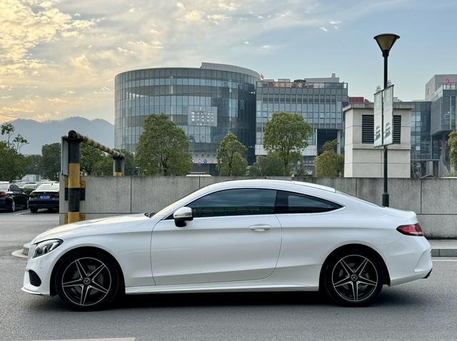Mercedes-Benz C Class (Imported) 2017 car image #10