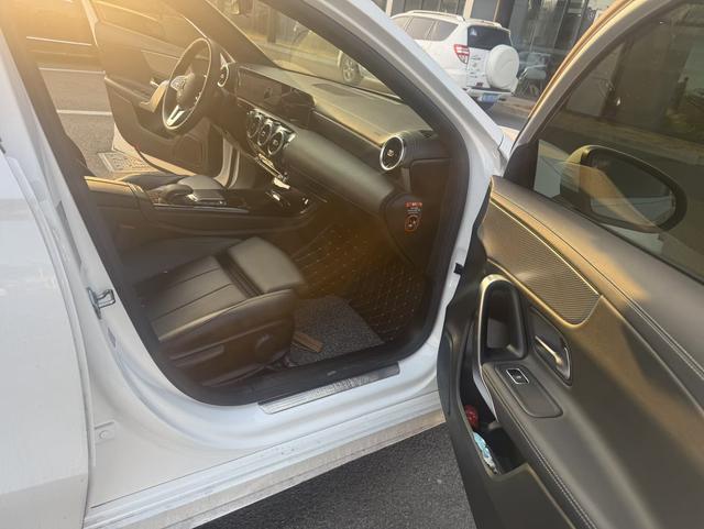 Mercedes-Benz A Class 2020 car image #10