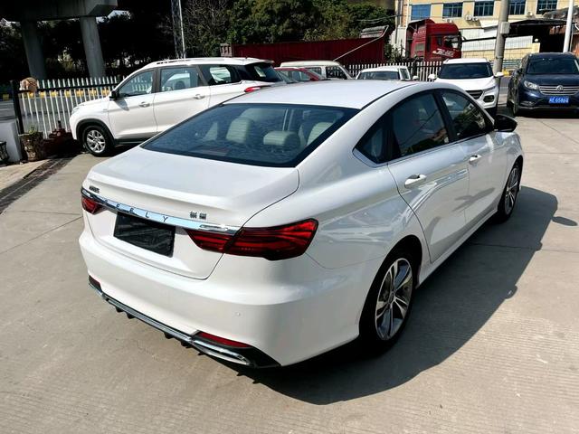 GEELY Binray 2019 car image #10