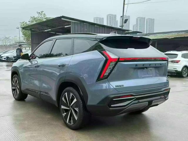 GEELY Boyue L 2023 car image #10