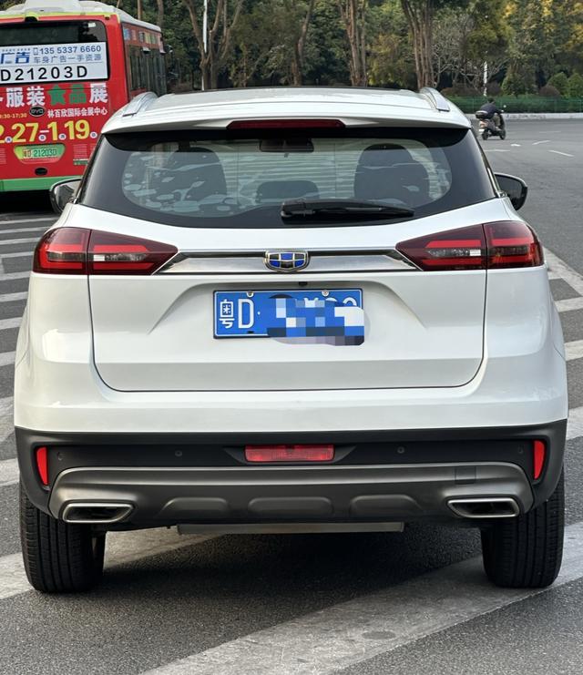 GEELY Boyue 2019 car image #10