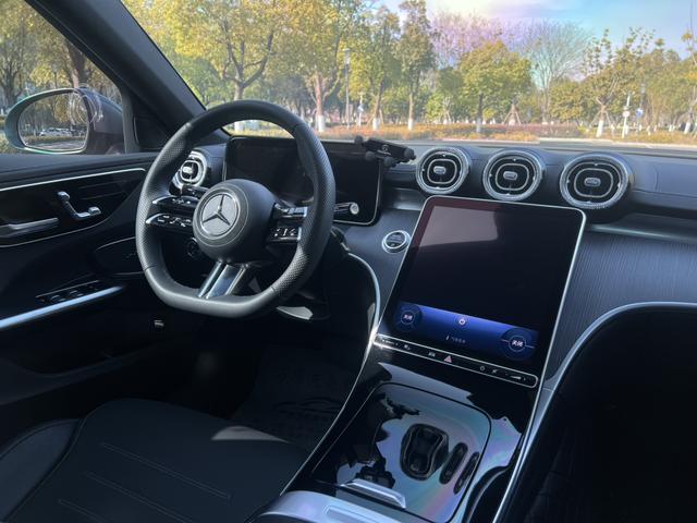 Mercedes-Benz C Class 2023 car image #10